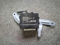 Блок управления зеркалом Toyota Land Cruiser Prado