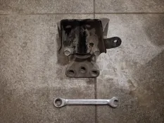 Опора двигателя Honda CR-V 3