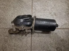 Моторчик стеклоочистителя Nissan Primera P12