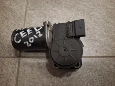 Моторчик стеклоочистителя Kia Ceed