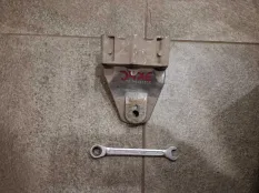 Кронштейн Hyundai Equus