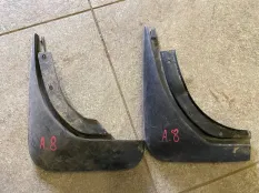 Брызговик Audi A8