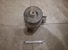 Опора двигателя Lexus RX 270 3