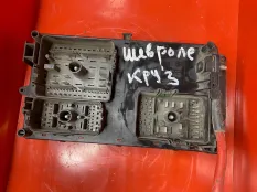 Монтажный блок предохранителей Chevrolet Cruze