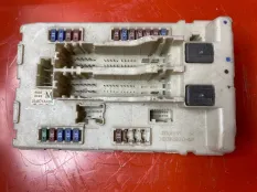 Монтажный блок салона Nissan Teana J32