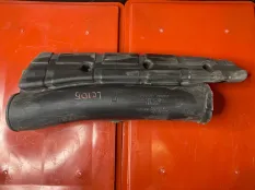 Резонатор воздушного фильтра Toyota Land Cruiser