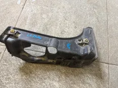 Накладка петли багажника Toyota Land Cruiser 200