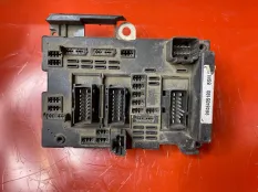 Монтажный блок салона Peugeot 307