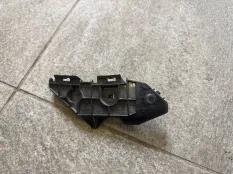 Кронштейн бампера Toyota COROLLA