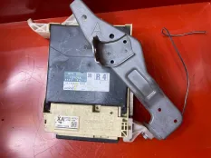 Монтажный блок предохранителей Toyota Camry V50