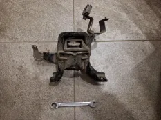 2138302105 Toyota Corolla E150