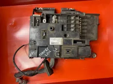 Монтажный блок предохранителей Volkswagen Touareg