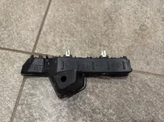 Кронштейн бампера Hyundai Solaris