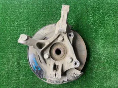 Кулак передний левый Chevrolet Cruze