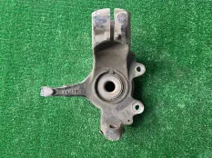 Кулак передний левый Ford Focus