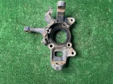 Кулак передний правый Mitsubishi L200 ВНЕДОРОЖНИК