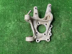 Кулак задний правый Honda Pilot