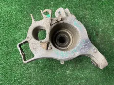 Кулак задний правый Porsche Panamera