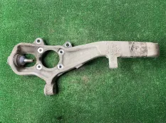 Кулак передний левый Mercedes-Benz GL X166 M278