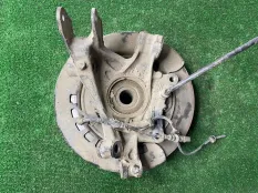 Кулак задний правый Porsche Cayenne