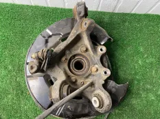 Кулак задний левый BMW X1