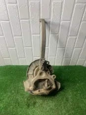 Кулак передний правый Mercedes-Benz S-Class