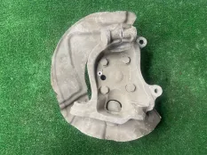 Кулак передний правый Bmw 5-Series E60