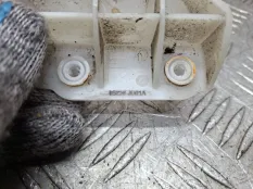 Крепление бампера Nissan Qashqai 2012 85226JD01A J10 K9K, заднее правое