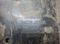 Площадка под АКБ Nissan Qashqai 2012 24428JD70A J10 K9K