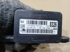 Датчик курсовой устойчивости Opel Astra J 2012 13578326 P10 A16XER