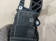 Педаль газа Ford Focus 2009 1544626 CB4 SHDC; HWDA; HWDB; SHDA; SHDB