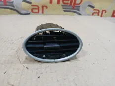 Дефлектор Ford Focus 2009 1677036 CB4 SHDC; HWDA; HWDB; SHDA; SHDB