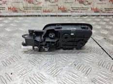 Ручка двери внутренняя Honda CR-V 2013 72120T0AA02ZB RM4 N16A2, передняя правая