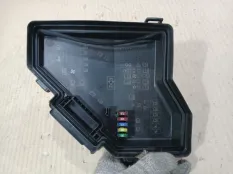Крышка блока предохранителей Honda CR-V 2007 38256SWA003 RE5 R20A2
