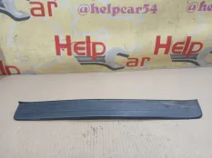 Накладка на порог Honda CR-V 2007 84202SWAA01ZB RE5 R20A2, передняя правая