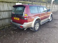 Щиток приборов Mitsubishi Pajero Sport 2003 MR590142 K94 4D56