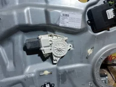 Стеклоподъемник Mercedes-Benz M-Class 2008 A1647201579 W164 642940, передний левый