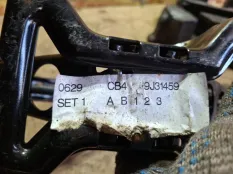 Домкрат Ford Focus 2009 1306461 CB4 SHDC; HWDA; HWDB; SHDA; SHDB