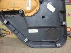 Обшивка двери Ford Focus 2010 1715833 CB4 SHDC; HWDA; HWDB; SHDA; SHDB, задняя правая