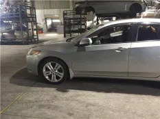 Накладка замка капота Honda Accord 2009 74125TL0G00 CU2 K24Z3