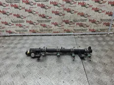 Рампа топливная Ford Focus 2009 1698074 CB4 SHDC; HWDA; HWDB; SHDA; SHDB