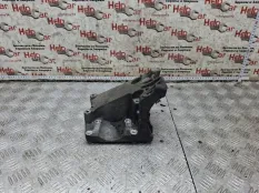 Кронштейн Ford Focus 2009 1715451 CB4 SHDC; HWDA; HWDB; SHDA; SHDB