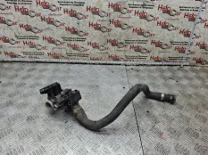 Патрубок системы охлаждения Ford Focus 2009 1531004 CB4 SHDC; HWDA; HWDB; SHDA; SHDB