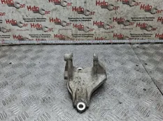 Кронштейн Honda CR-V 2004 50825S9A000 RD8 K20A4