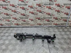 Рампа топливная Ford Focus 2009 1698074 CB4 HXDA; HXDB; SIDA
