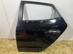 Дверь Hyundai ix35 2011 LM D4FD, задняя левая