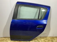 Дверь Renault Sandero, задняя левая