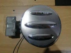 Лючок топливного бака Mitsubishi L200 2006 5940A031 KB4T 4D56U