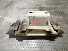 Подушка двигателя Mitsubishi L200 2006 MR992713 KB4T 4D56U