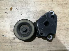 Натяжитель Mitsubishi L200 2006 1145A020 KB4T 4D56U